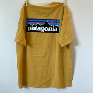Patagonia Men’s M P-6 Logo Responsible Tee Yellow